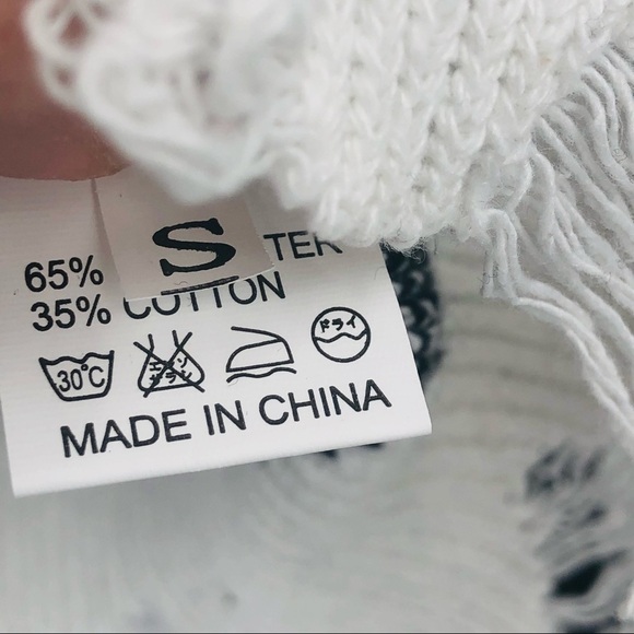 Shein Black‎ and white zebra print sweater - Picture 7 of 11